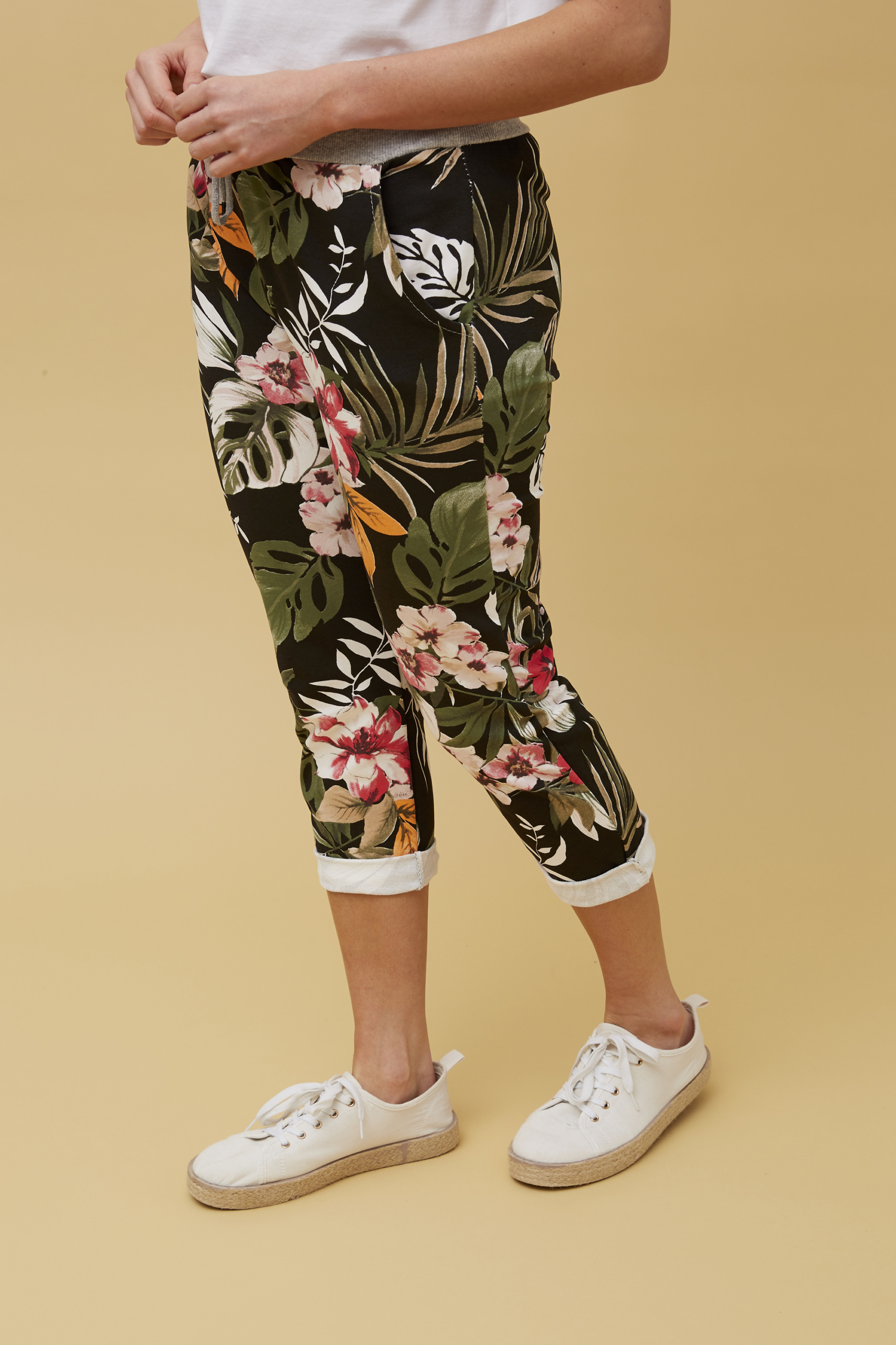 P512784_MULTI BLACK_08_1414