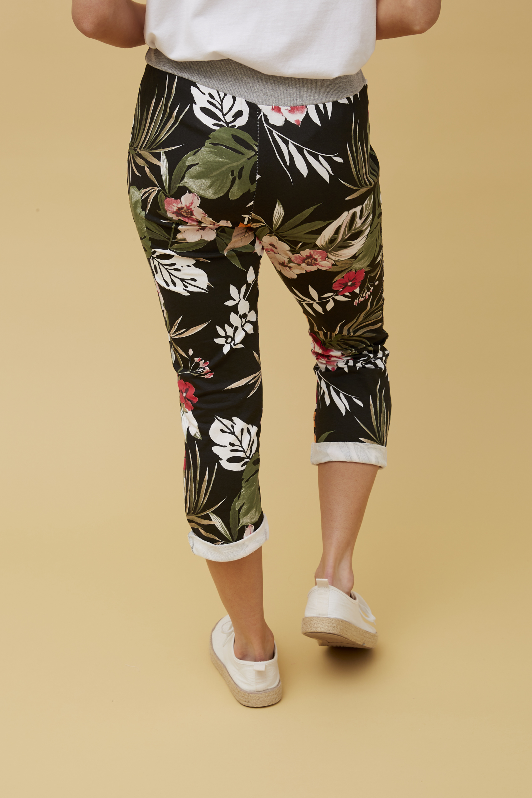 P512784_MULTI BLACK_08_1417