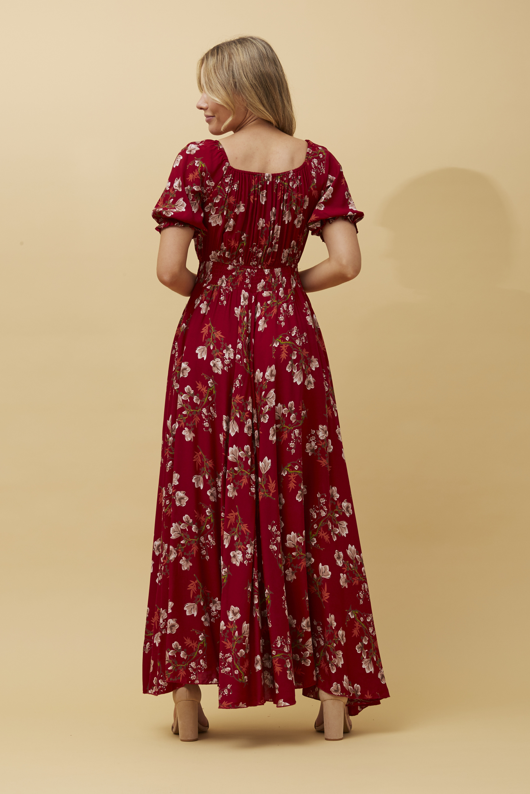 D509215_MULTI RED_08_1023